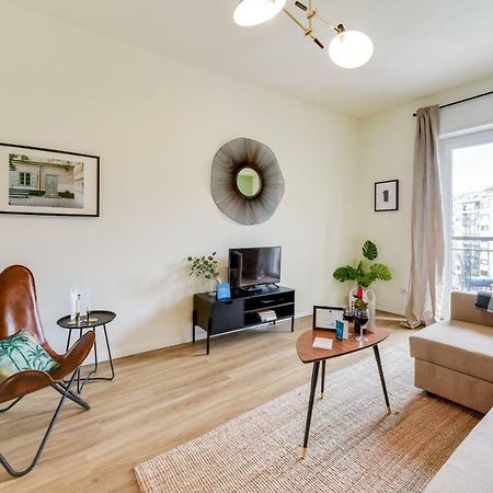 Sweett - Solari Apartment Milan Bagian luar foto